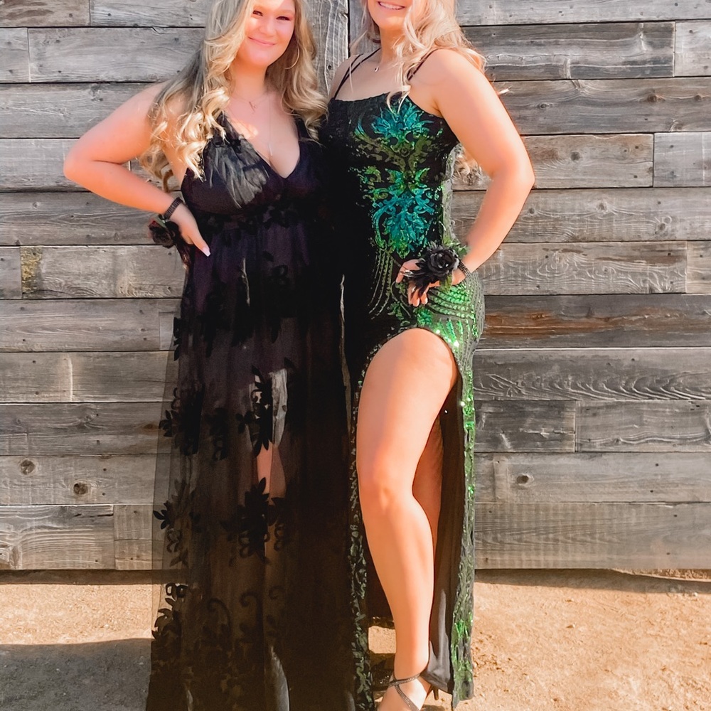 Green and Black Sequins Prom Dress